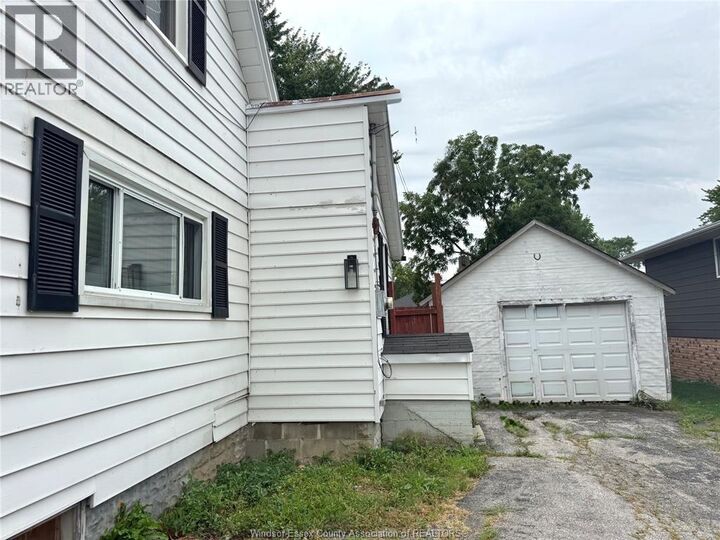 Property Photo:  12333 Lanoue Street  ON N8N 1N2 