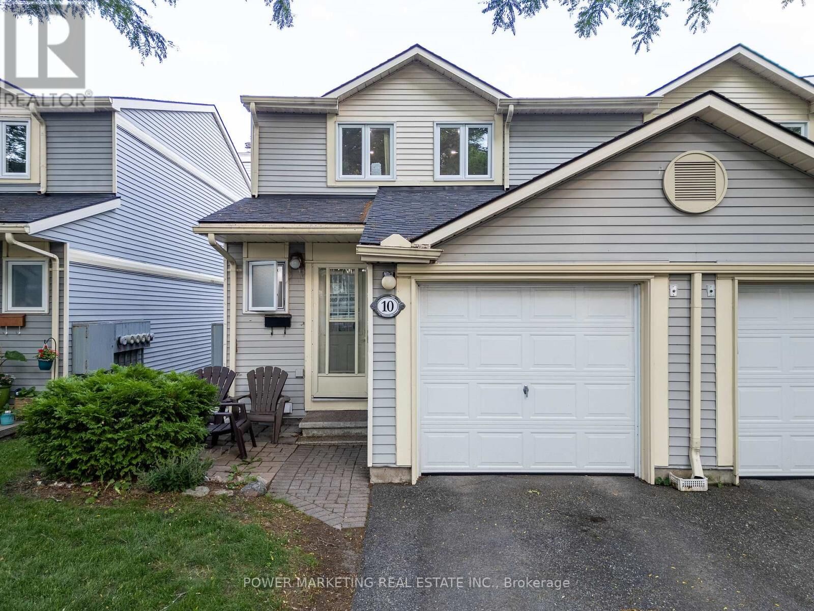 Property Photo:  10 Bujold Court  ON K2L 3N6 