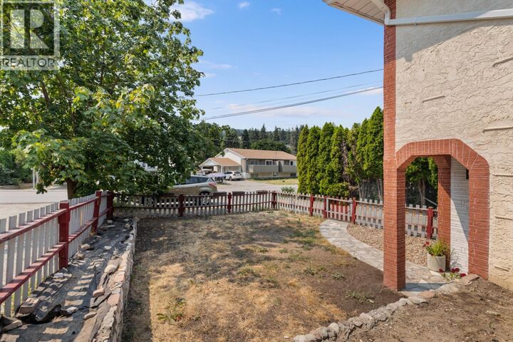 Property Photo: 2942 McAllister Road BC V4T 1G8