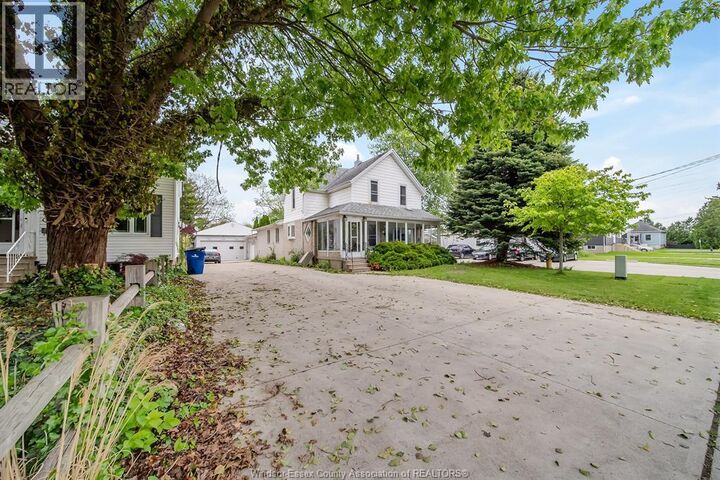 Property Photo: 219 Inshes ON N7M 2Z5