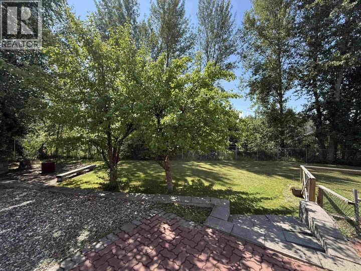 Property Photo: 157 Vachon Road BC V2J 5B6