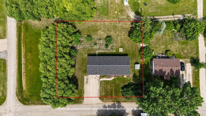Property Photo:  66 Saskatchewan Street  MB R0J 2C0 