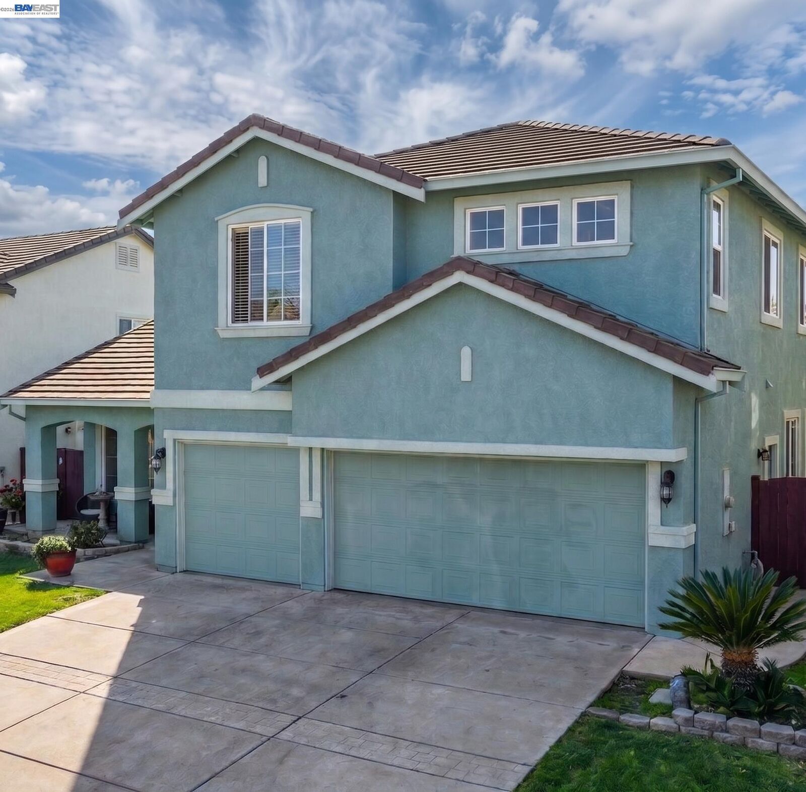 Property Photo: 1762 Ashtree Ct CA 95376