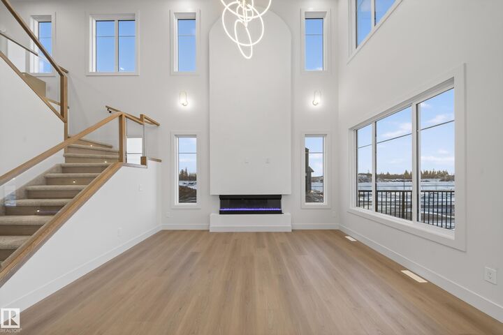 4276 Charles Close SW — photo 1