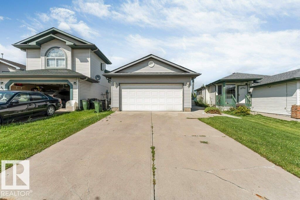 Property Photo:  4812 148 Avenue NW  AB T5T 2X1 
