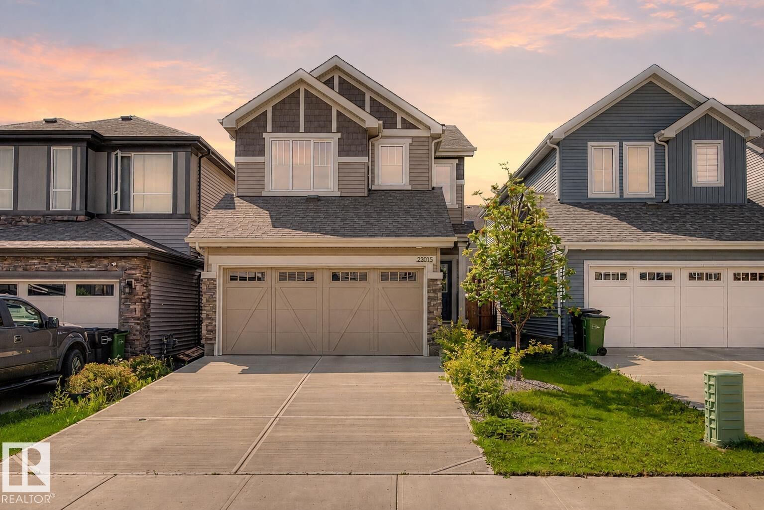 Property Photo:  23015 96 Avenue NW  AB T5T 7R4 