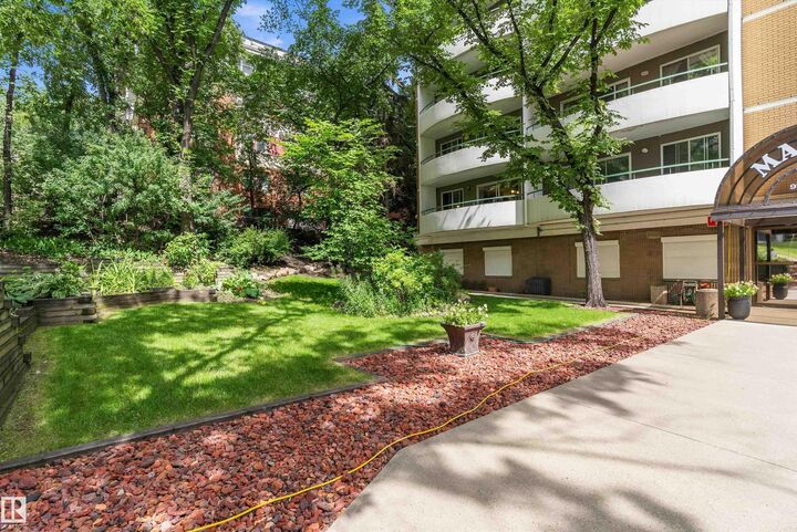 Property Photo:  9725 106 Street NW 1002  AB T5K 1B5 