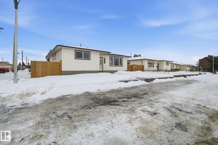 Property Photo:  7112 132 Avenue NW  AB T5C 2A6 