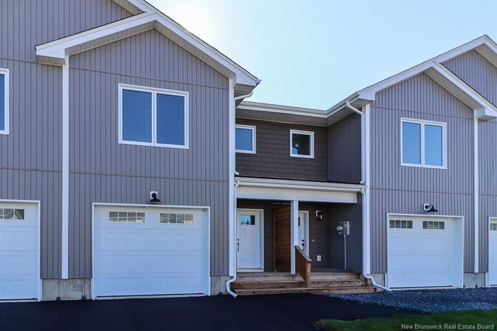 Property Photo:  39 Downsview Drive  NB E2M 7X4 