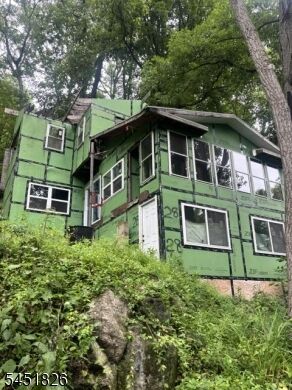 Property Photo: 28 Roosevelt Ave NJ 07840
