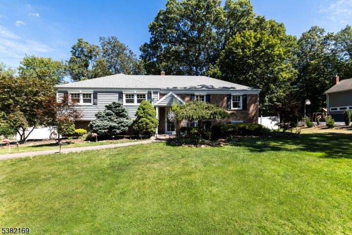Property Photo: 58 West Dr NJ 07039