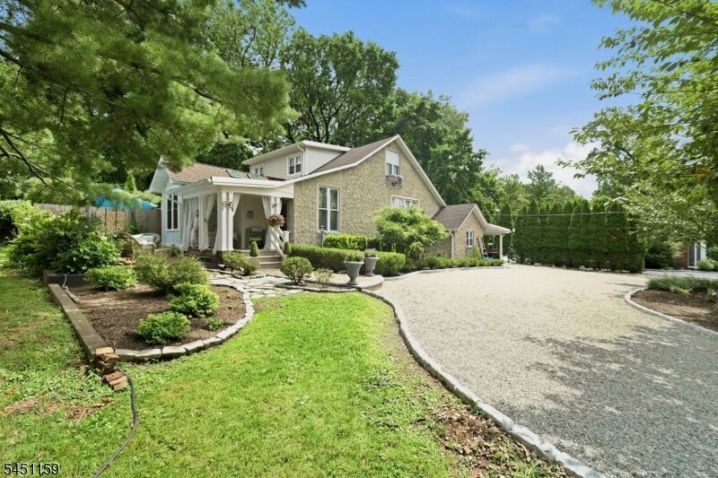 Property Photo: 40 Edgewood Ave NJ 07052