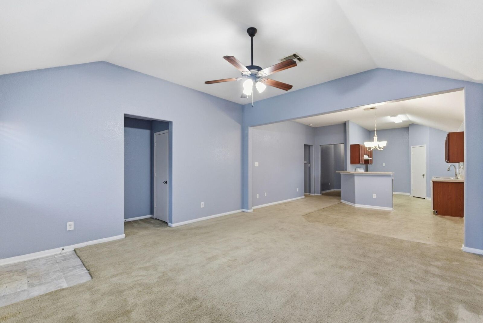 Property Photo:  16763 N Blue Jay Lane N  TX 77385 