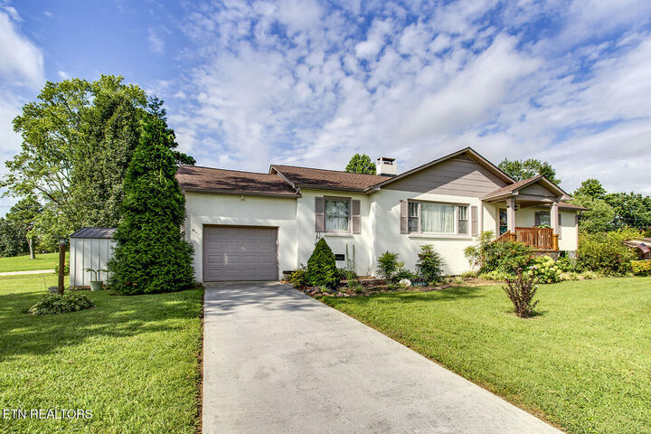 Property Photo: 484 Kemmer Rd TN 37381