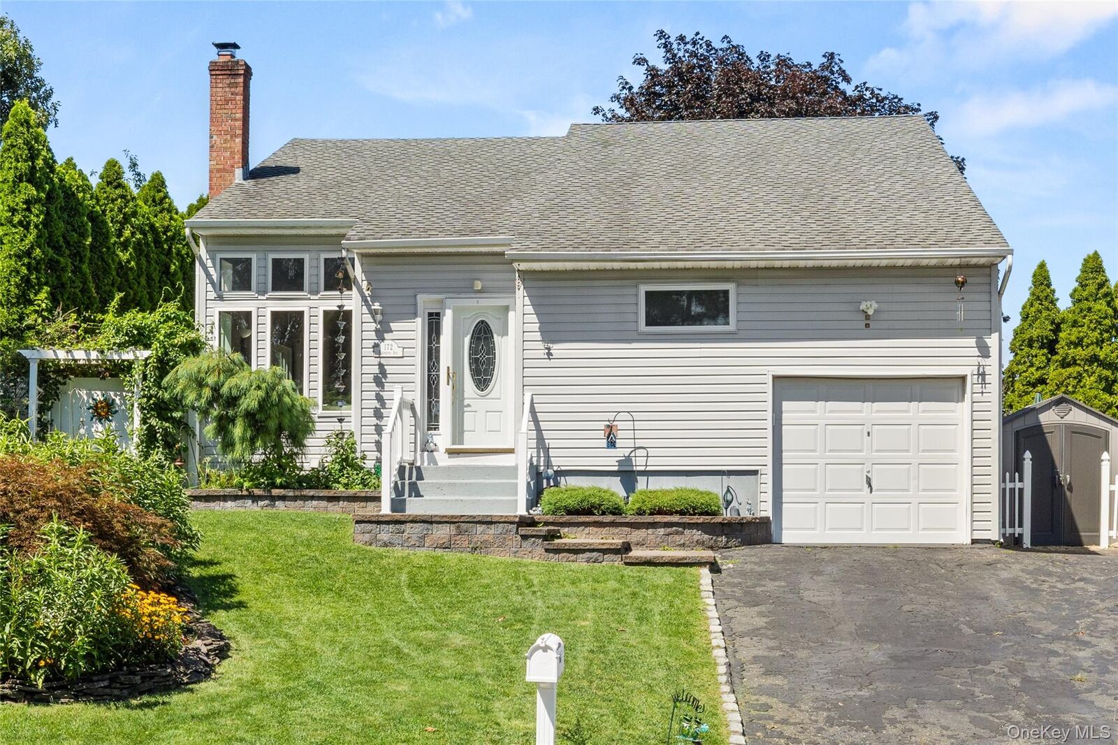 Property Photo:  172 11th Avenue  NY 11742 