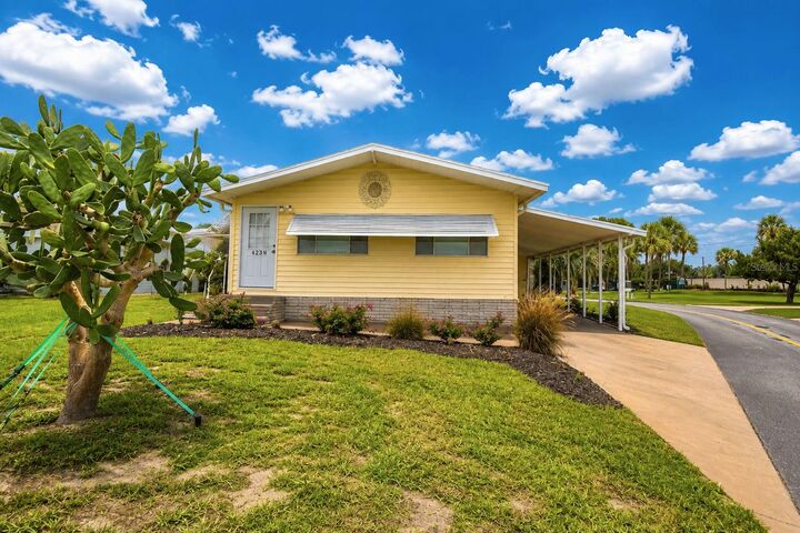 Property Photo:  4234 Rolling Oaks Drive  FL 33880 