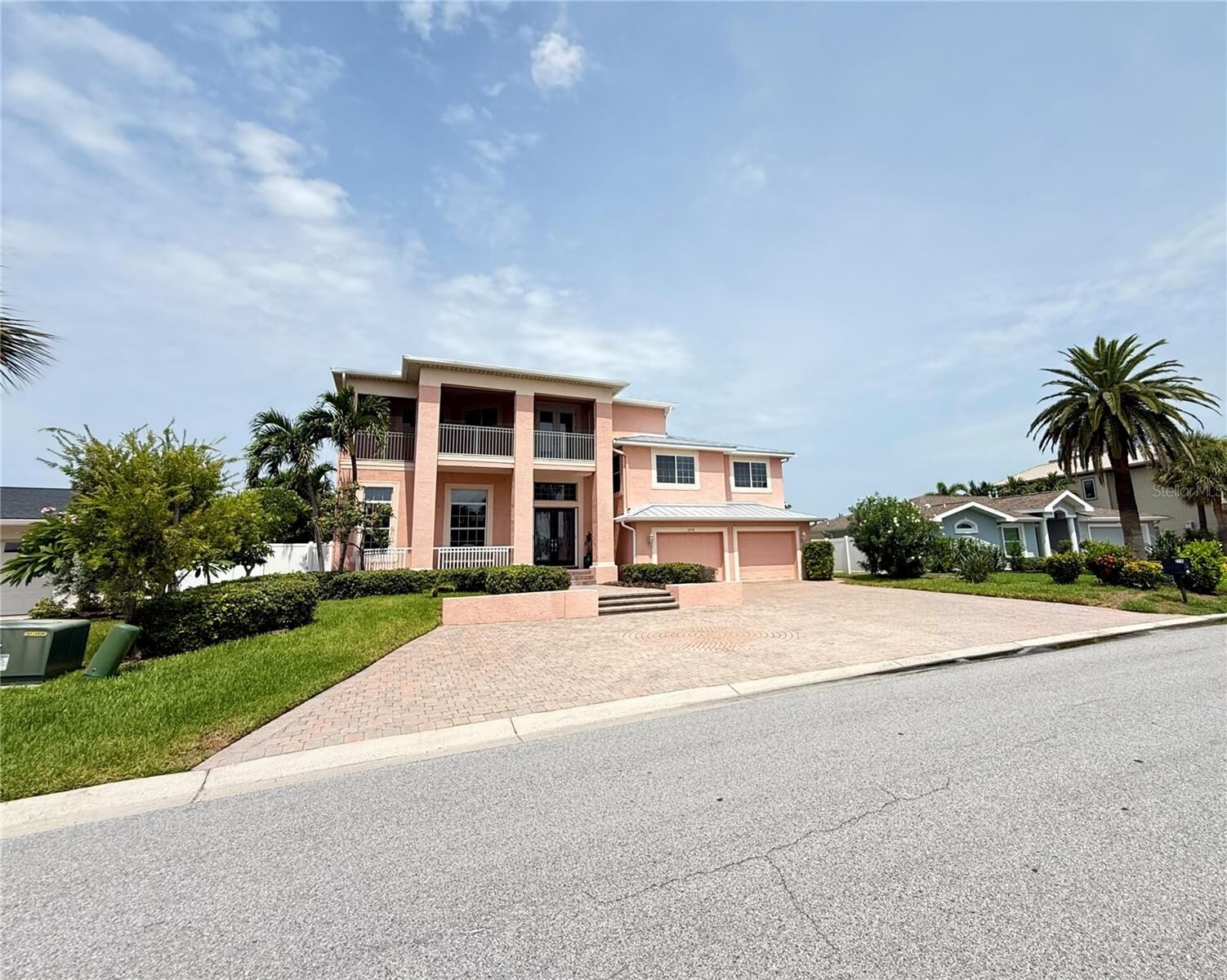 Property Photo: 2216 Donato Drive FL 33786