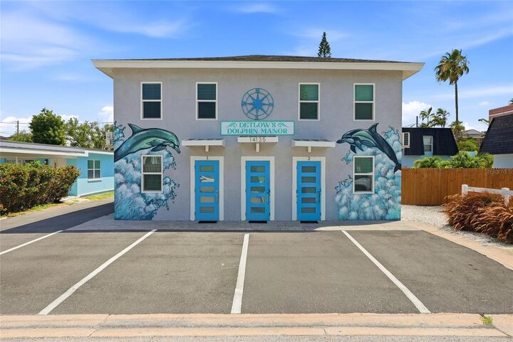 Property Photo:  14135 Palm Street  FL 33708 