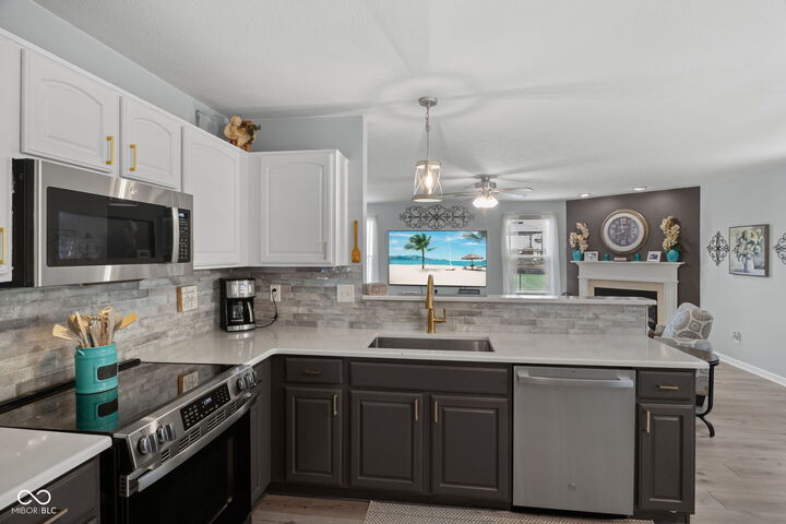 Property Photo:  4804 Spring Flower Court  IN 46237 