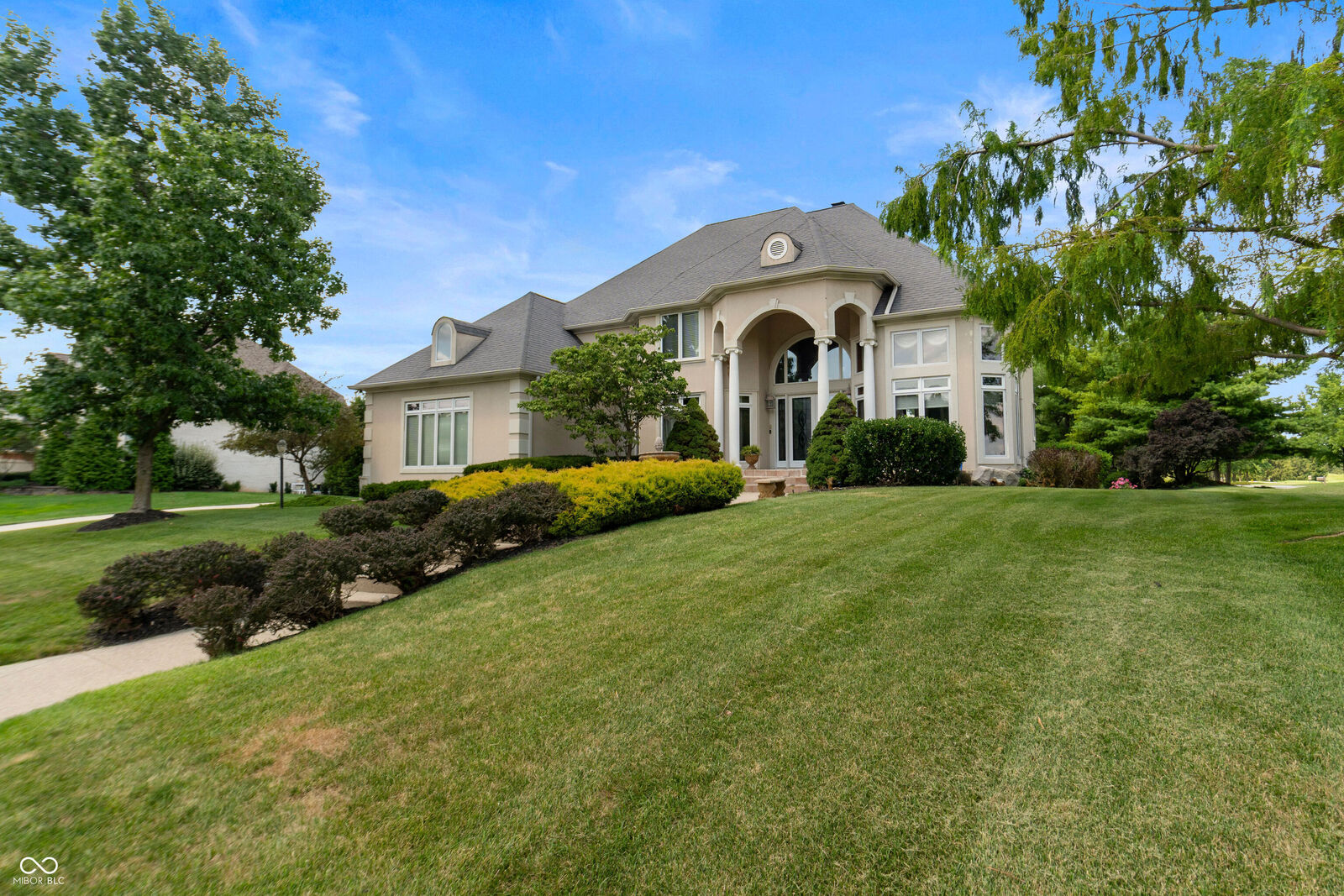 Property Photo: 5484 Larissa Place IN 46033