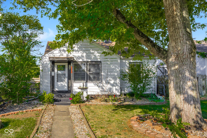 Property Photo: 2220 Union Street IN 47201