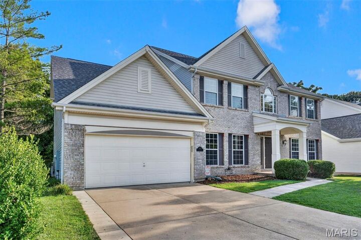 Property Photo:  2860 Westridge Oaks Court  MO 63040 