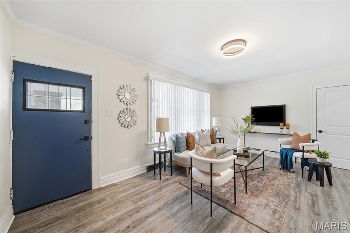 Property Photo:  5006 Queens Avenue  MO 63115 