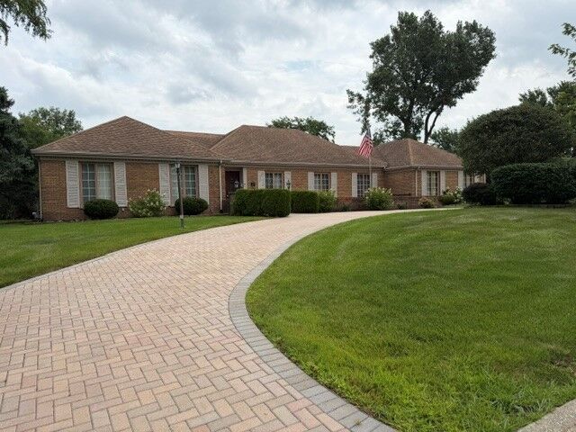 Property Photo: 8283 Lake Ridge Drive IL 60527