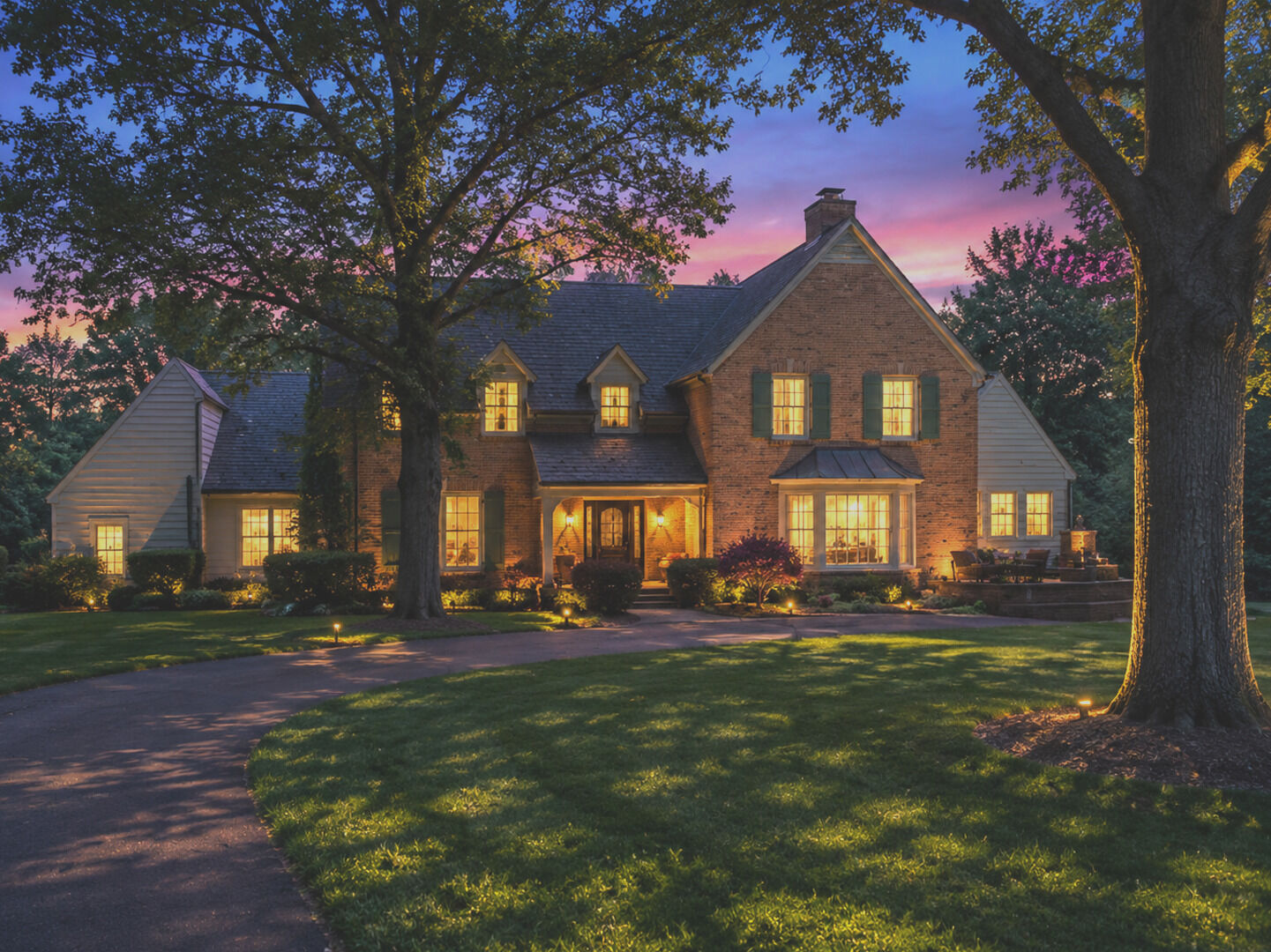 Property Photo: 1986 Camphill Circle IL 60067