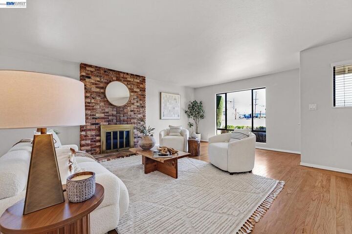Property Photo: 1803 Wayne Ave CA 94577