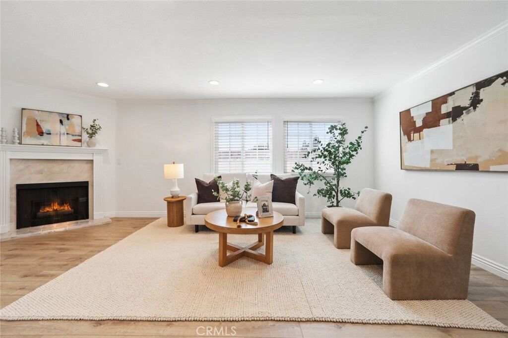Property Photo: 4189 Vineland 120 CA 91602