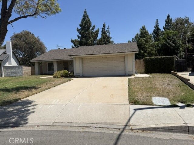 Property Photo:  2849 Canterbury Trail  CA 91761 