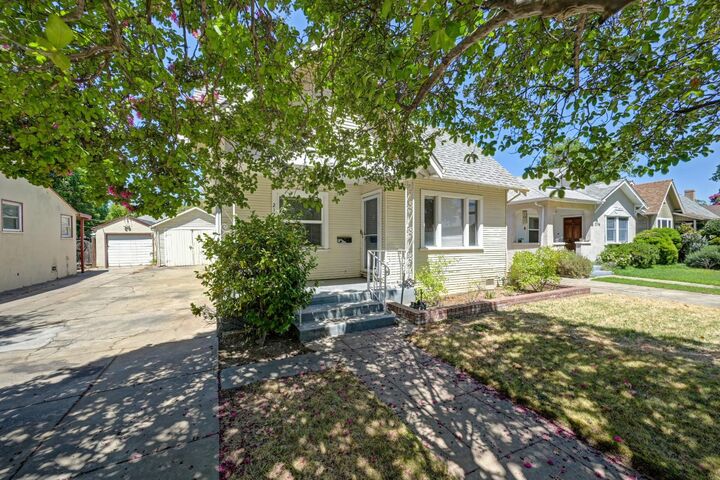 Property Photo: 2124 35th Street CA 95817