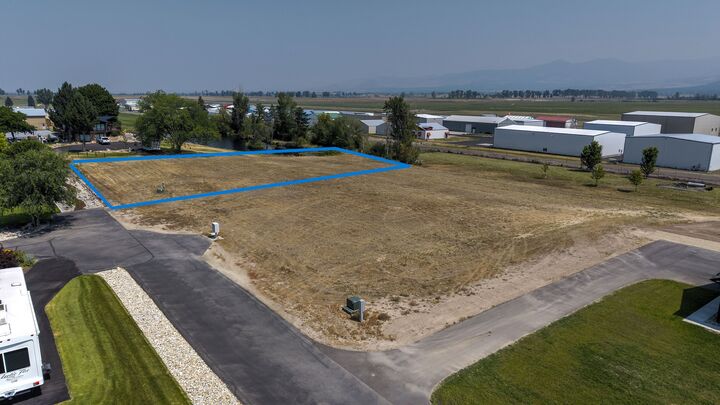 Property Photo: 186 Jet Lane MT 59840