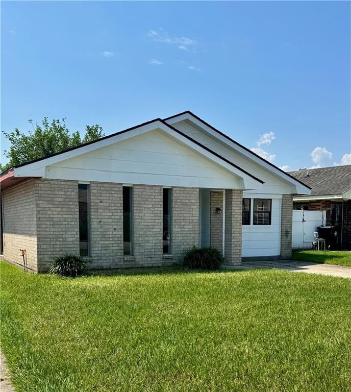 Property Photo:  14936 Curran Road  LA 70128 