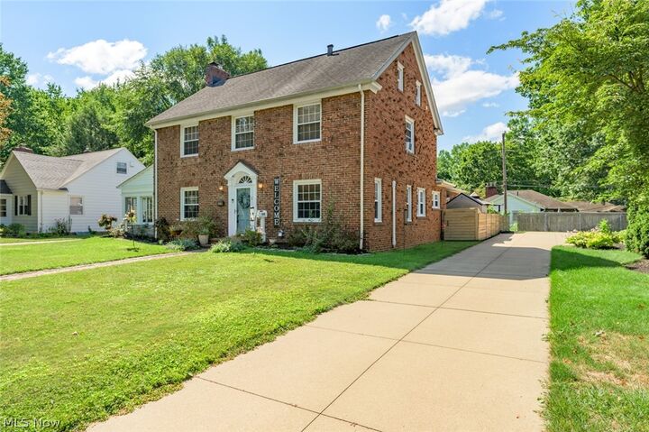 Property Photo:  228 Kenwick Drive  OH 44313 
