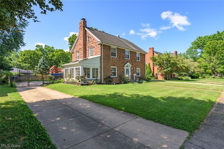 Property Photo:  228 Kenwick Drive  OH 44313 