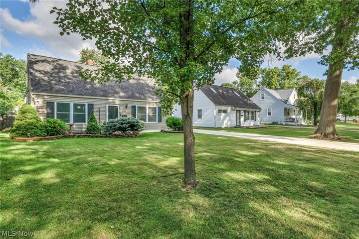Property Photo:  342 Inwood Boulevard  OH 44012 