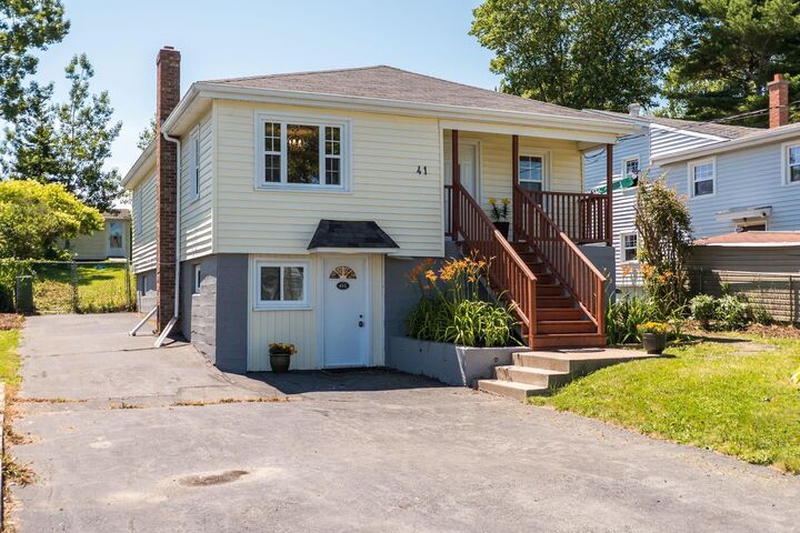 Property Photo: 41 Pine Grove Drive 41-1 NS B3R 1S2