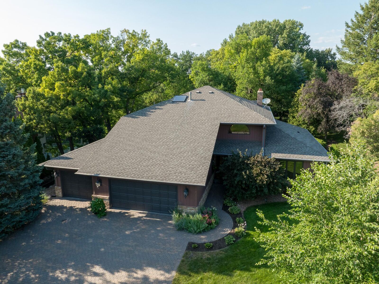 Property Photo:  13125 Heritage Way  MN 55124 