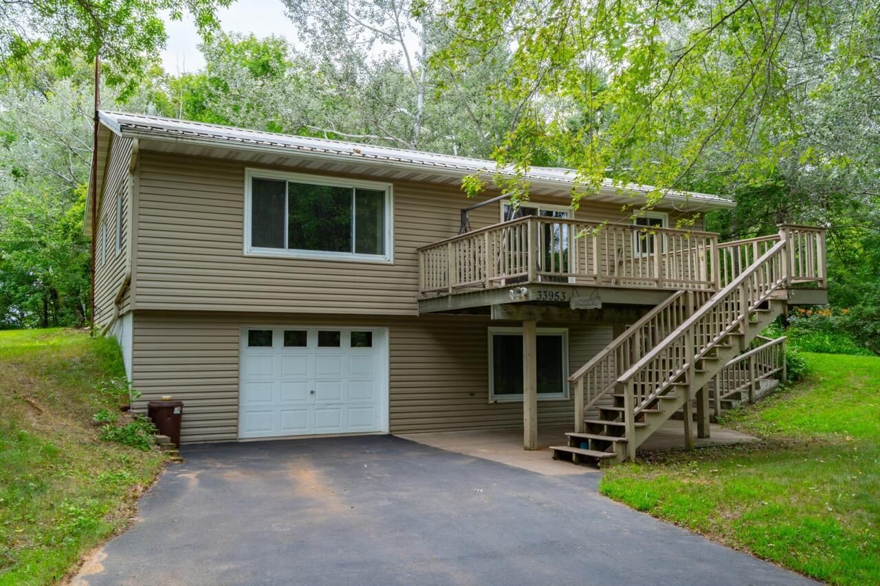 Property Photo:  33953 124th Avenue  MN 56310 