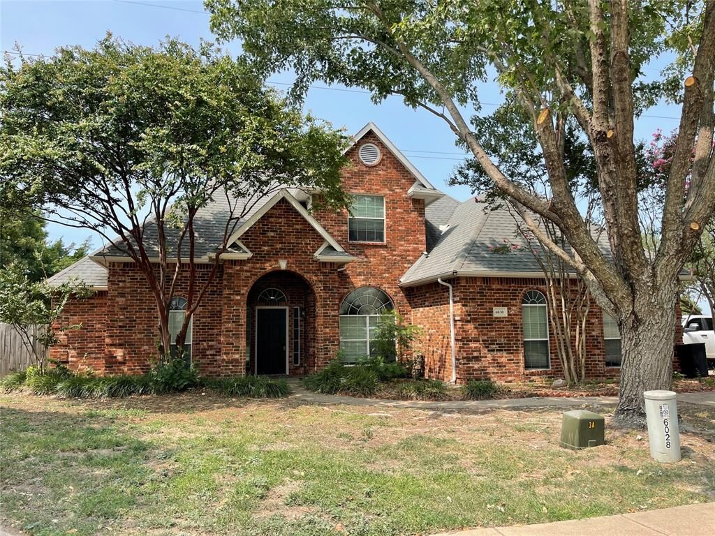 Property Photo: 6030 Bentwood Drive TX 76065