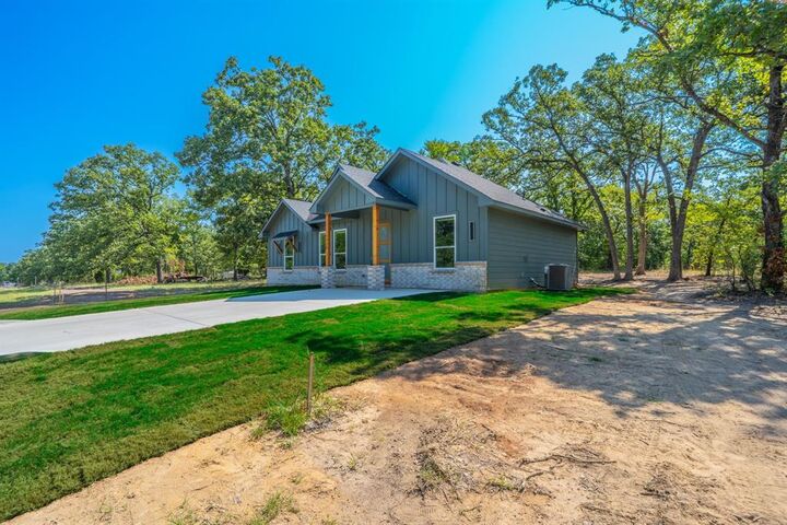 Property Photo: 4860 La Prada TX 75148