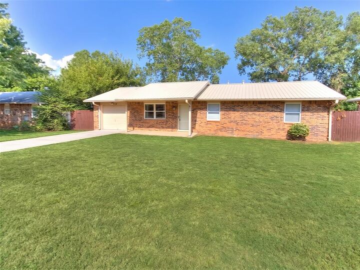 Property Photo:  16 Sue Lane  OK 74851 