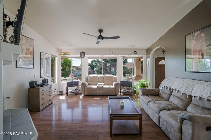 Property Photo:  5274 N Western Boulevard  AZ 86314 