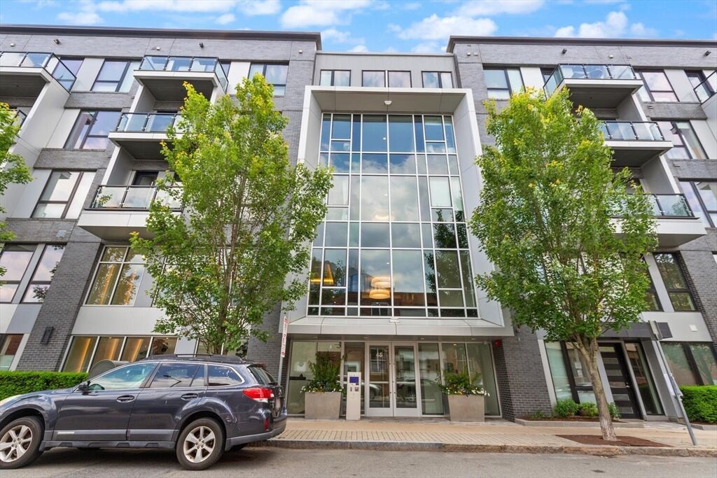 Property Photo: 45 W 3rd St 329 MA 02127
