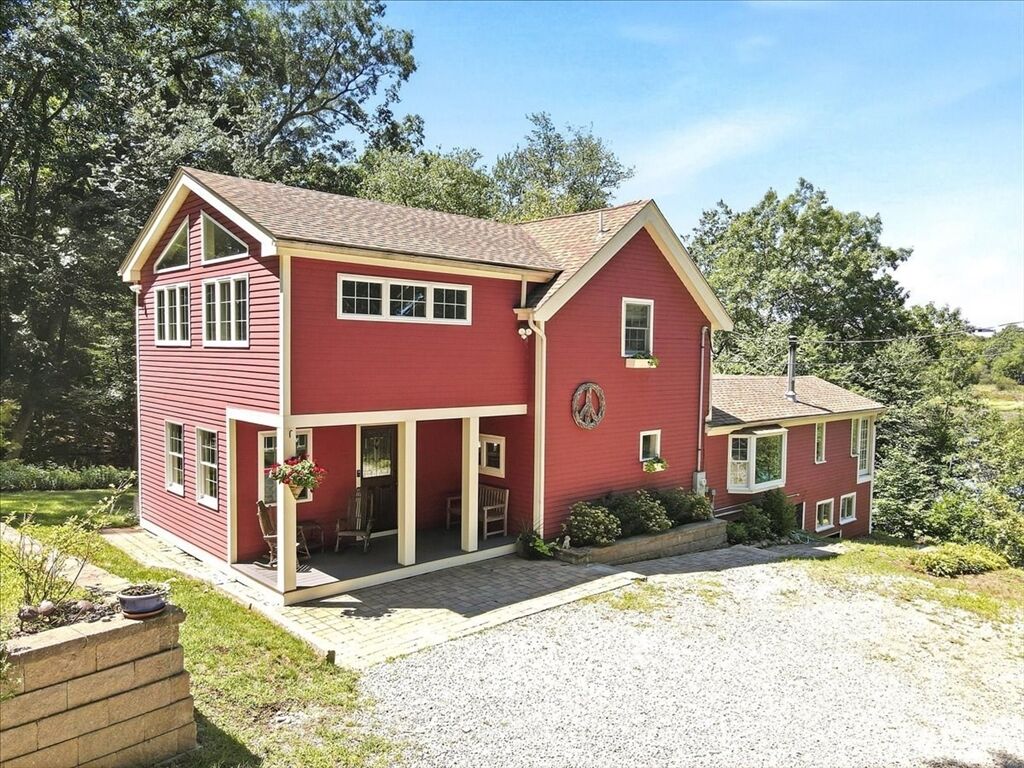 Property Photo:  7 Bridle Path  MA 02189 