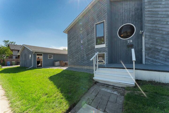 Property Photo: 79 Templegreen Place NE AB T1Y 4Z2