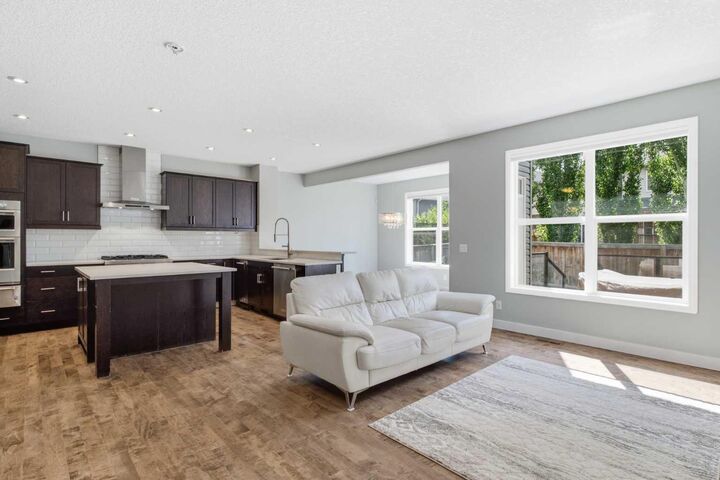 Property Photo: 117 Auburn Glen Drive SE AB T3M 0R3