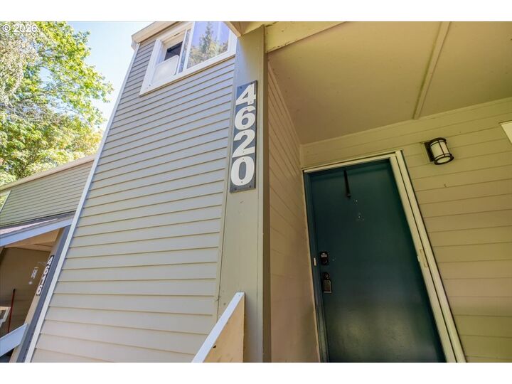 Property Photo:  4620 Lower Dr  OR 97035 